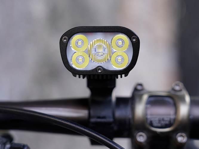 Lampa Przód Ravemen PR2400 Grey - zdjęcie 6