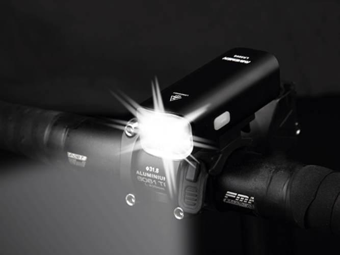 Lampa Przód Ravemen LR500S Black - zdjęcie 8