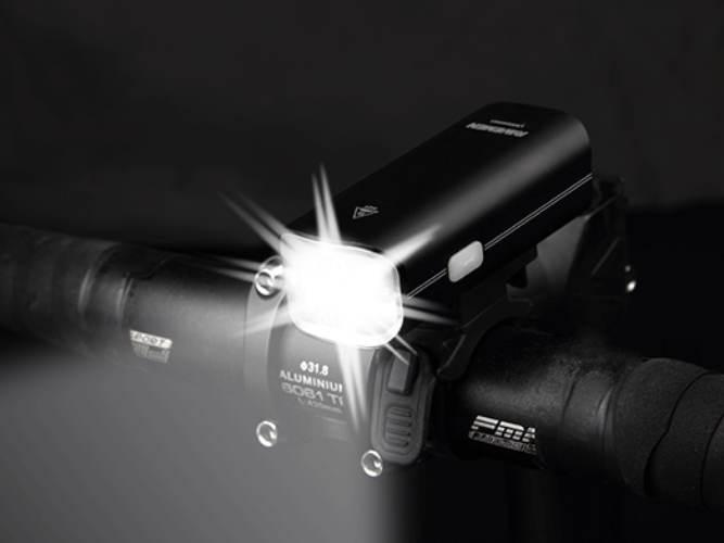 Lampa Przód Ravemen LR800P Black - zdjęcie 7