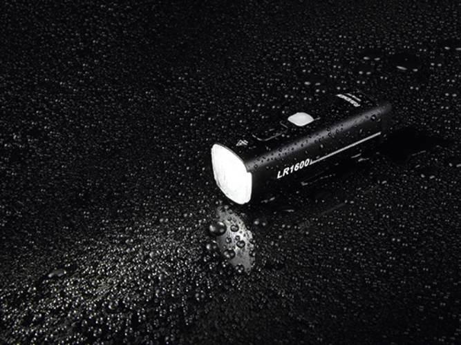 Lampa Przód Ravemen LR1600 Black - zdjęcie 10