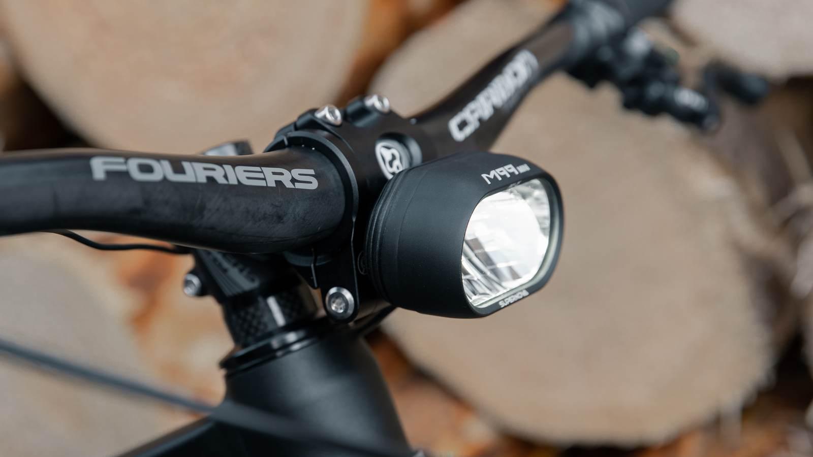 Lampa przód Supernova M99 MINI Pure 25 U-Serie - zdjęcie 2