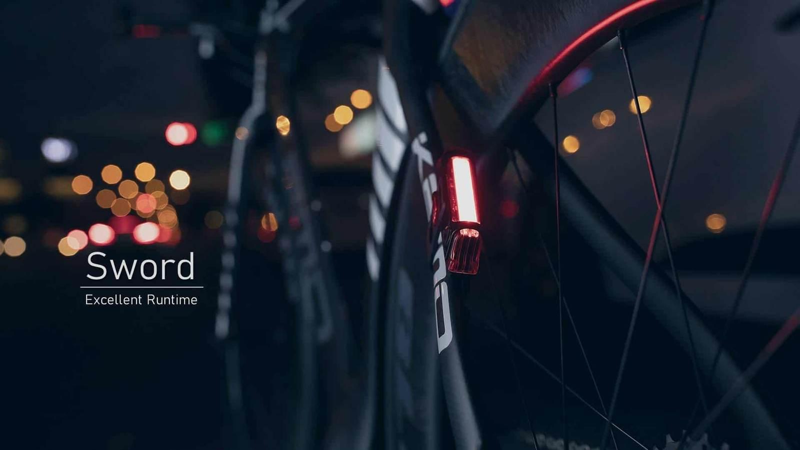 Lampa Tylna Infini Sword Black Usb | I-461R1-B - zdjęcie 3