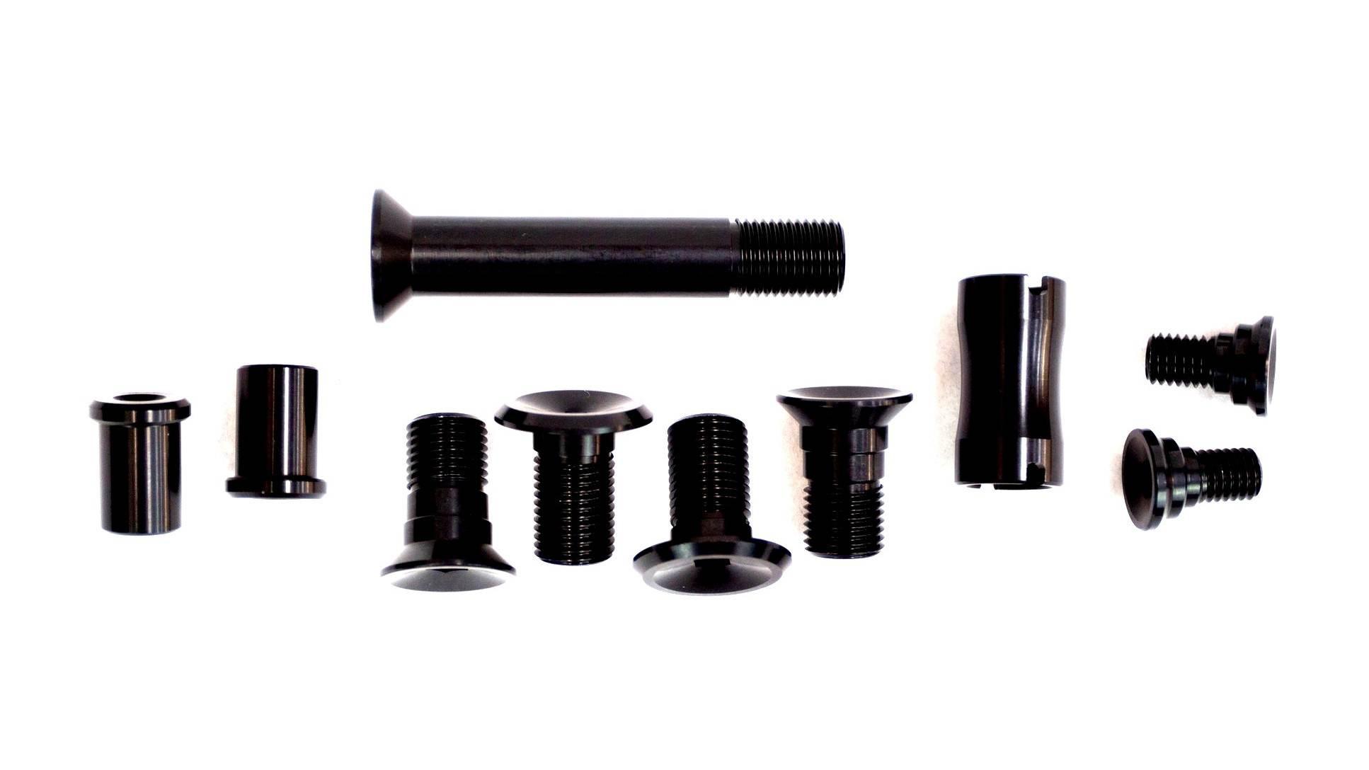 Pivot bolt kit c zestaw śrub do zawieszenia w hawk hill, 2017/2018 726913